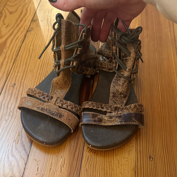 Roan Brown Gladiator Sandals for Women - Picture 2 of 7